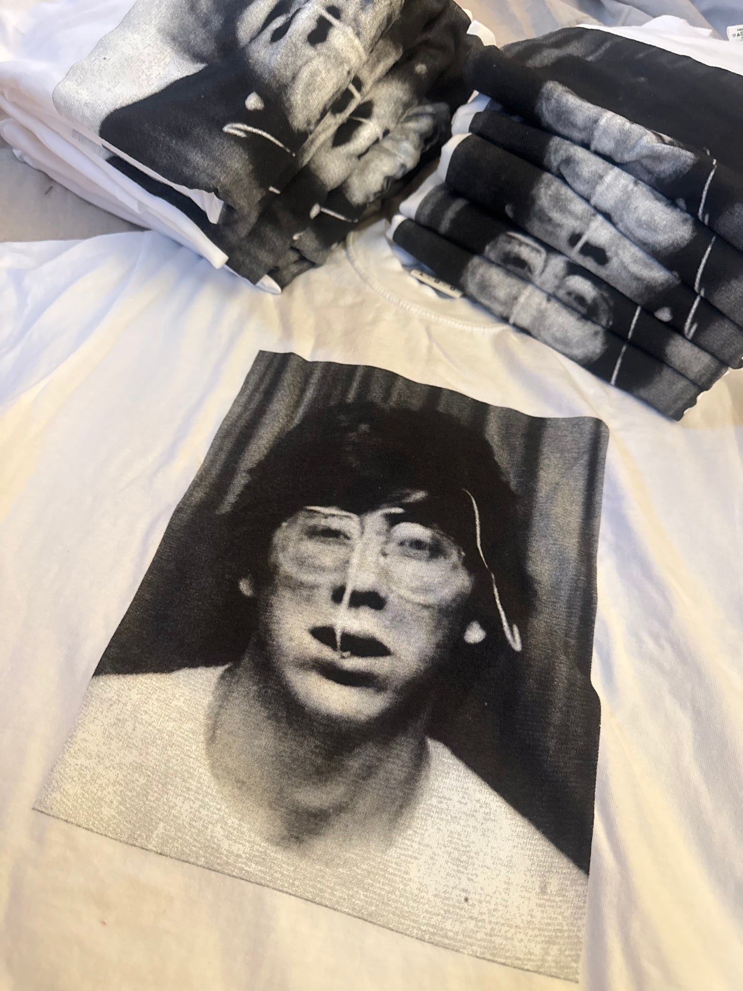 PREP SCHOOL HIPPIE TEE - WHITE